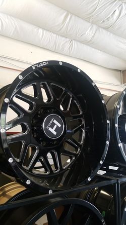 20x12 hostile sprocket 8x170