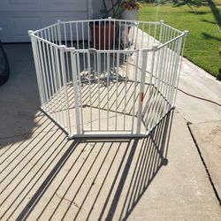 Baby Play Yard Or Pet Yard Or Barrier Gate