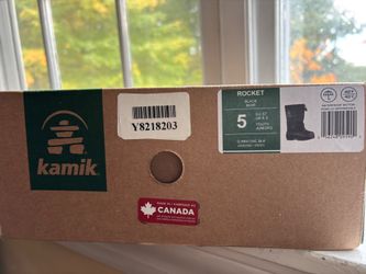 Kamik Rocket Waterproof Snow Boots, size 5, Medium, US Big Kid