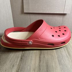 25 Inch Red Display Croc shoe