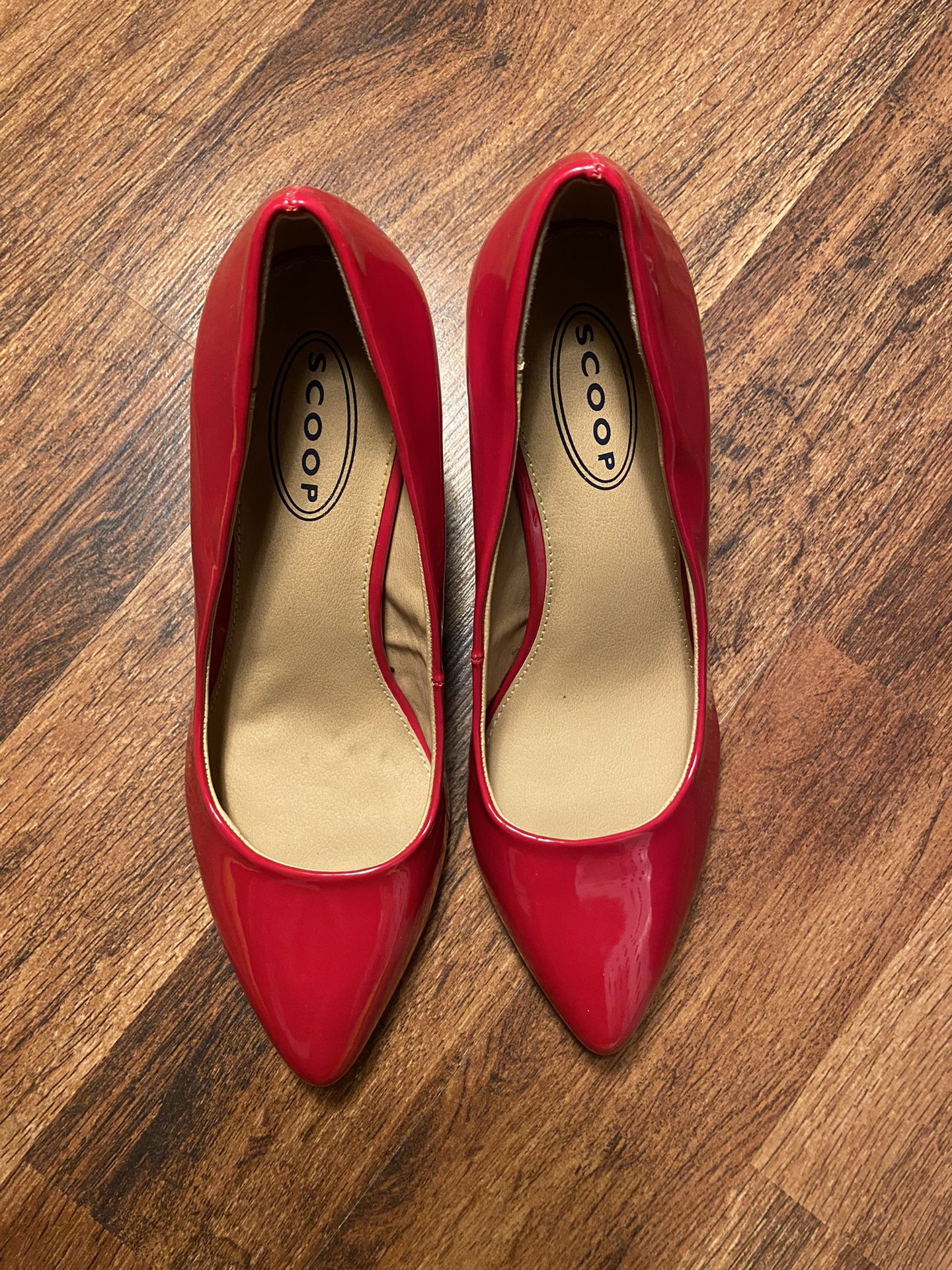 Scoop Red Pointy Pumps