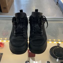 Jordan Spizzle Low Black Cat Size 12 and Blender