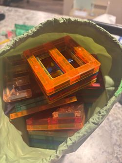 Magnetic Blocks