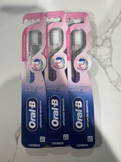 Oral b toothbrush