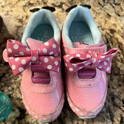 Toddler Size 9 Pink Shoes 