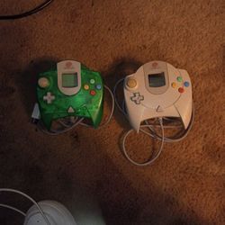 Sega Dreamcast Controllers 
