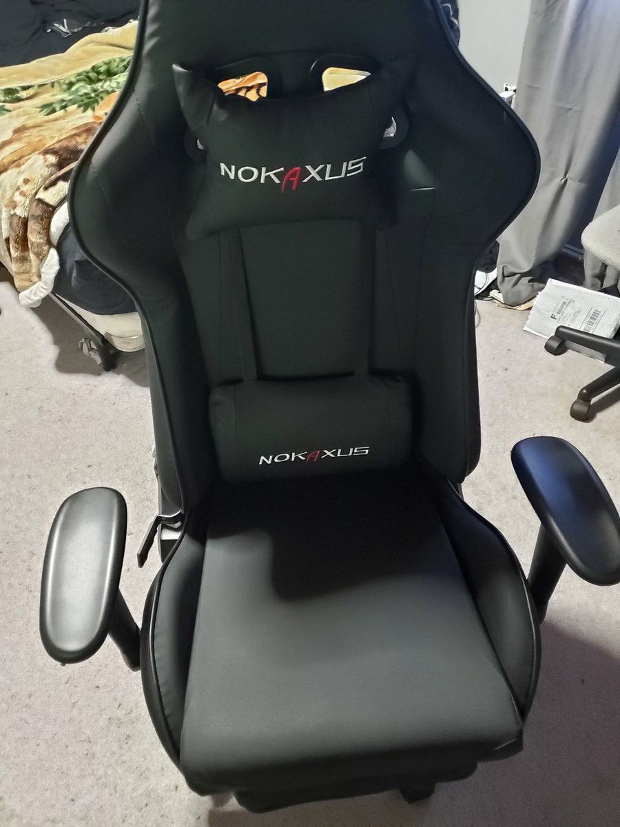 Gaming chair