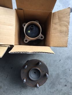 2006~2013 is250 front wheel hub