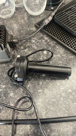 BRAND NEW SURRON THROTTLE