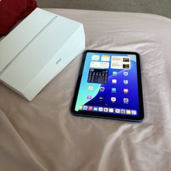 Like New Apple iPad (A16) 64GB Wi-Fi – Blue | Cable Included