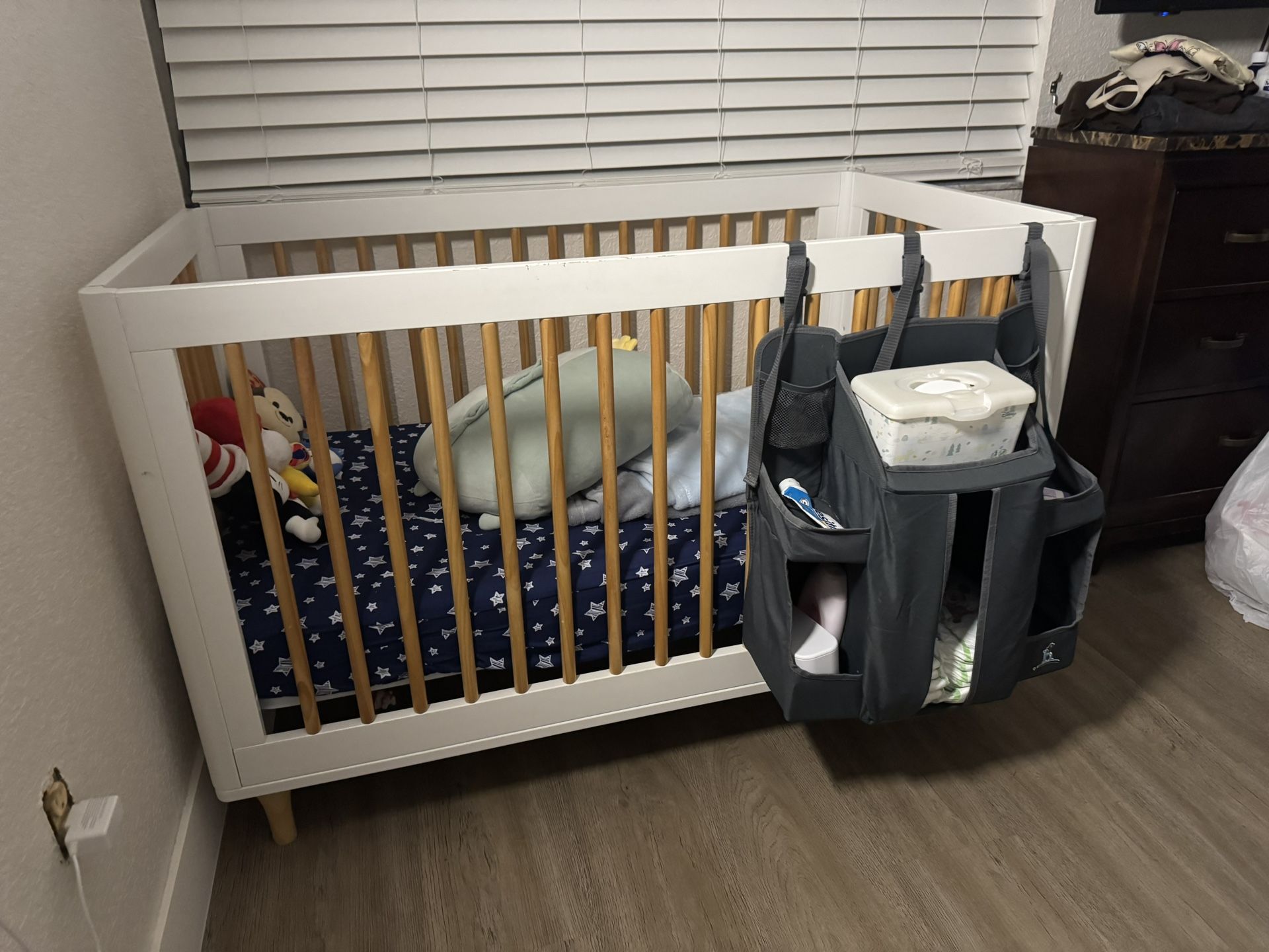 Baby Crib With Mattress