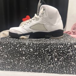 Reverse Metallic Jordan 5’s