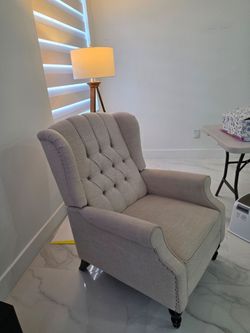 Beige Tufted Wingback Recliner Armchair – Excellent Condition!