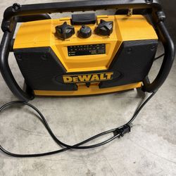 DeWalt Radio