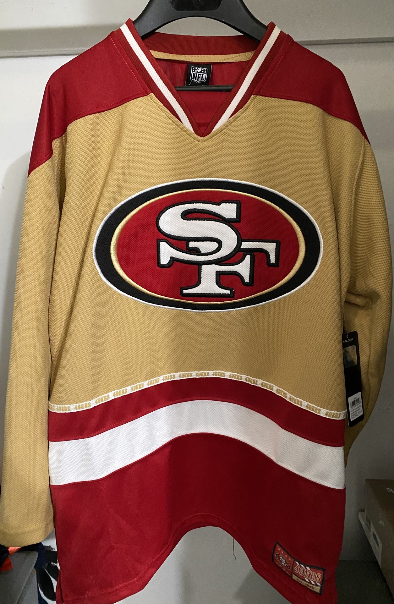 49ers sweater New.