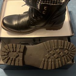 Mens Boots 10.5