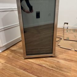 Insignia Stainless Steel Beverage Refrigerator 3.3 cu ft.