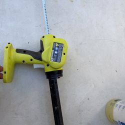 18V Cordless 10 oz. Caulk & Adhesive Gun (Tool Only)