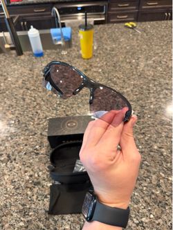Men’s Oakley sunglasses