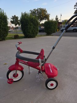 Radio flyer tricycle