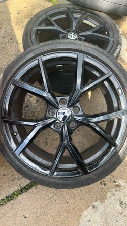 235/35R19  Bridgestone usd