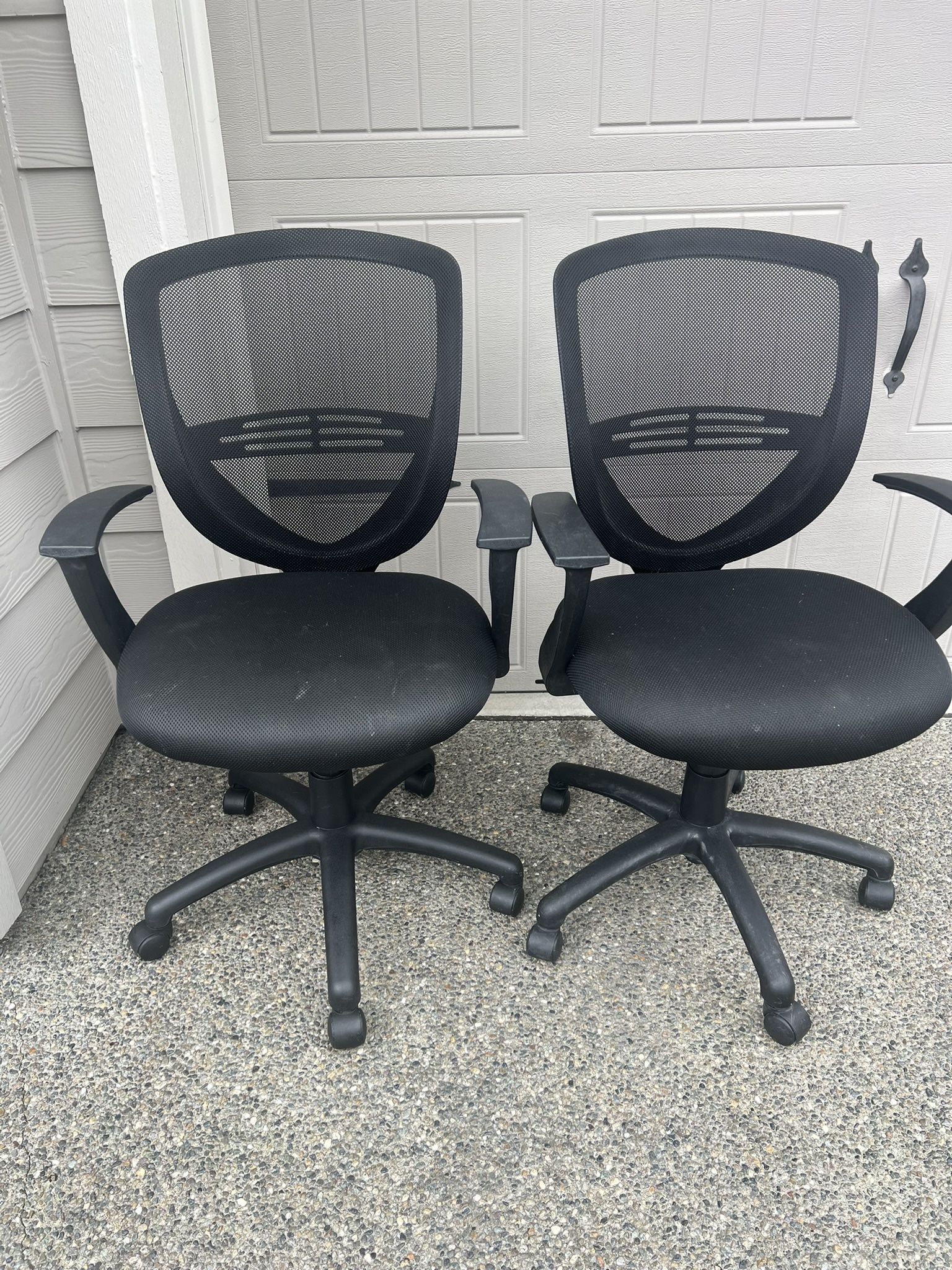 2 Matching Office Chairs