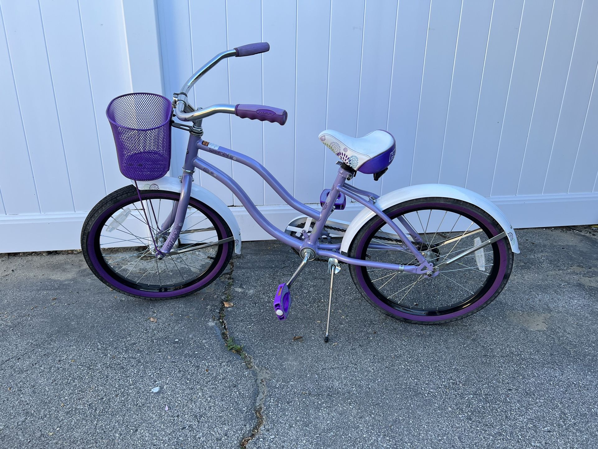 Girls Huffy Summerland beach cruiser bike, 20in