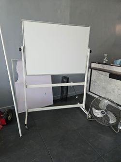 Large Double-Sided Rolling Dry Erase Whiteboard on Wheels – Excellent Condition