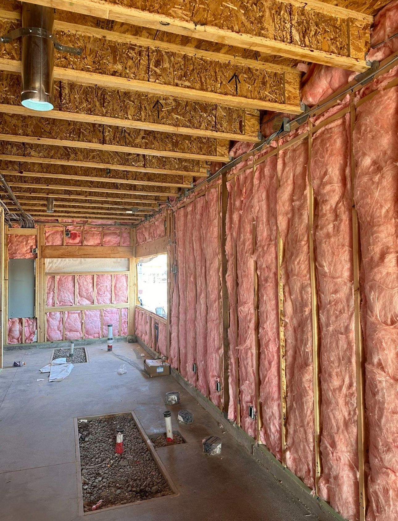 Hacemos Trabajo De Insulacion En Paredes Y Techo