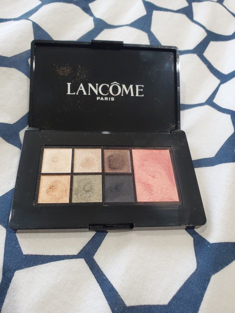 Lancome Eyeshadow And Blush Palette