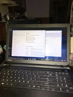TOSHIBA 16 inches windows 10