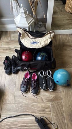 Bowling set
