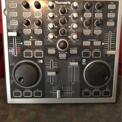 Numark