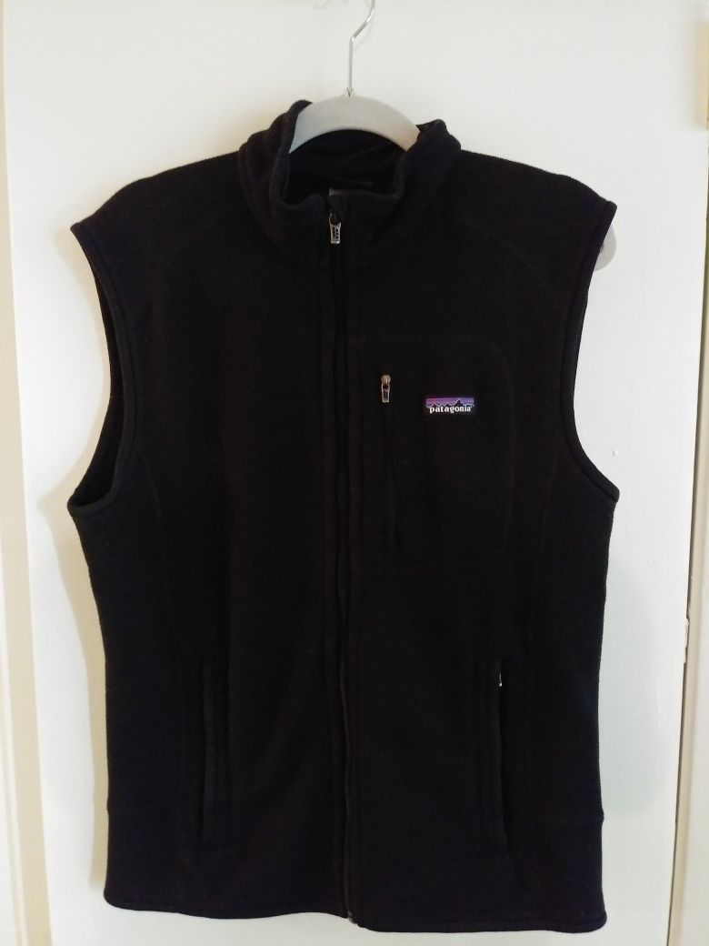 Patagonia men's Synchella fleece vest