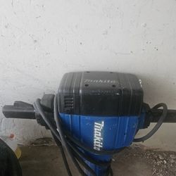 Makita Jack Hammer