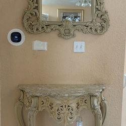 🎁Beautiful  Decorative Entrance Table With Marble Top and Matching beautiful  mirror🎁