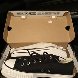 Chuck Taylor AllStar Converse Platforms
