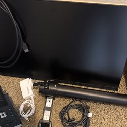 LG 27 In Monitor W Desk Stand