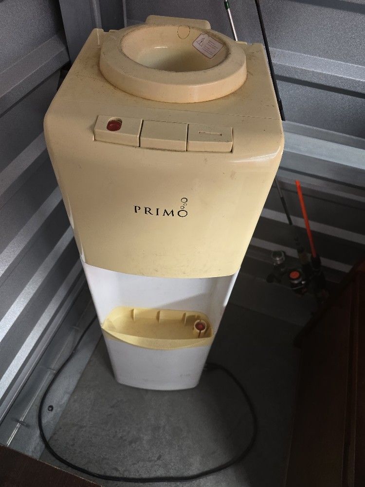Primo water Dispense