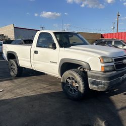2006 Silverado HD PARTS