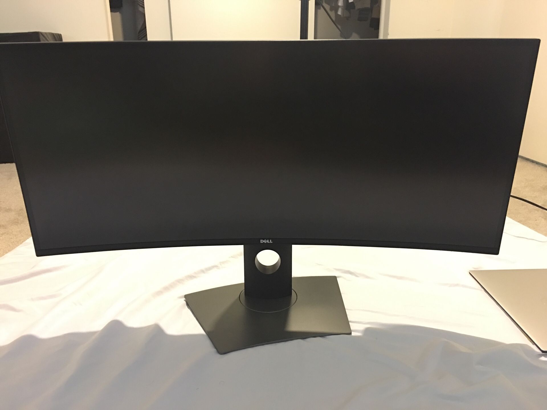 DELL Ultra Sharp Wide CURVED screen 34 inch Monitor