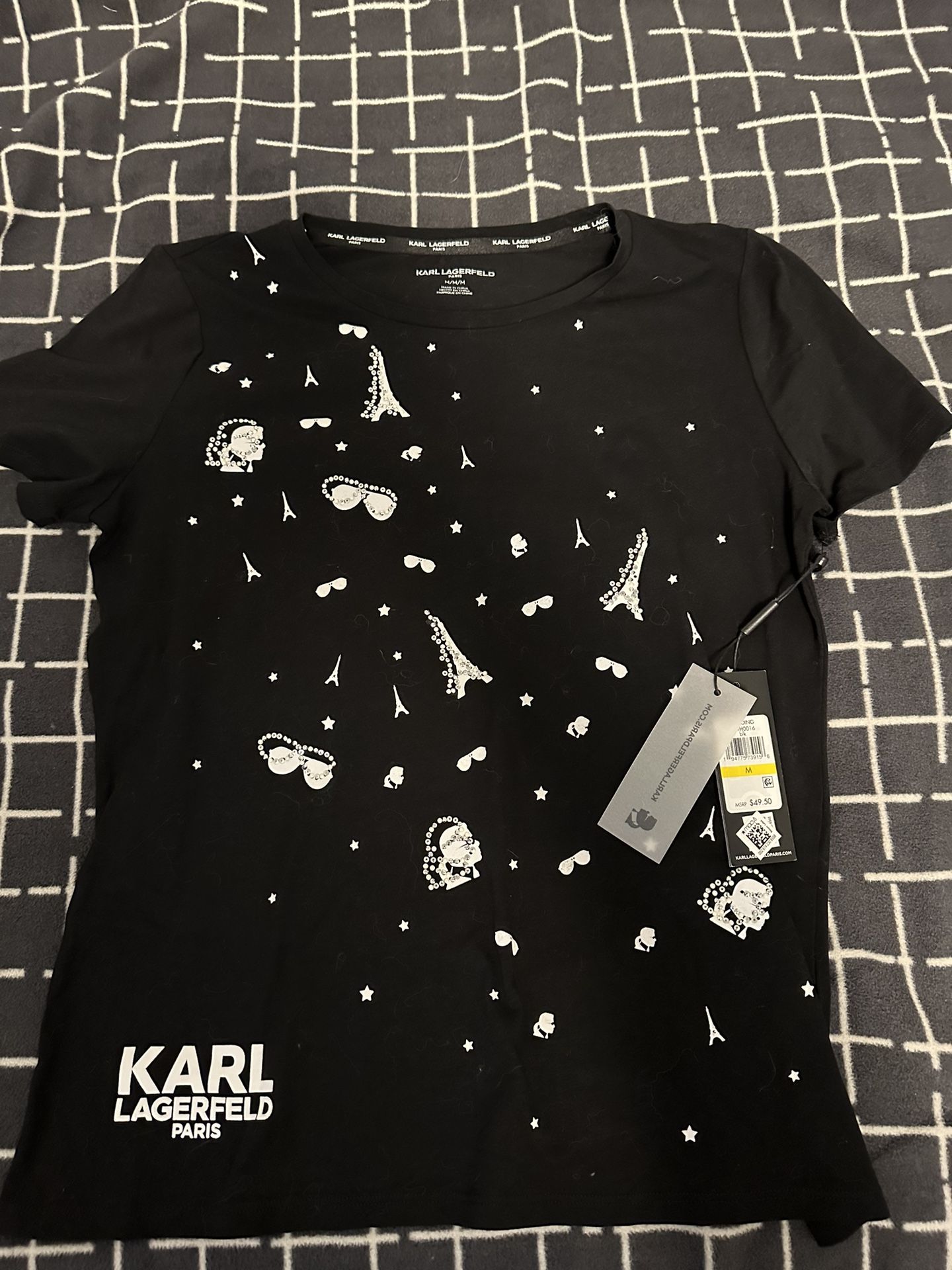 Woman’s Karl Lagerfeld Tee