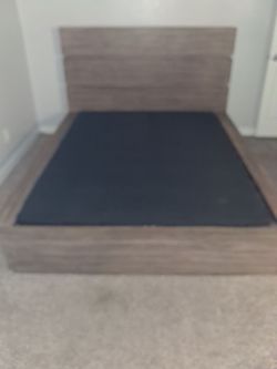 A Low Profile Queen Size Platform Bed Frame