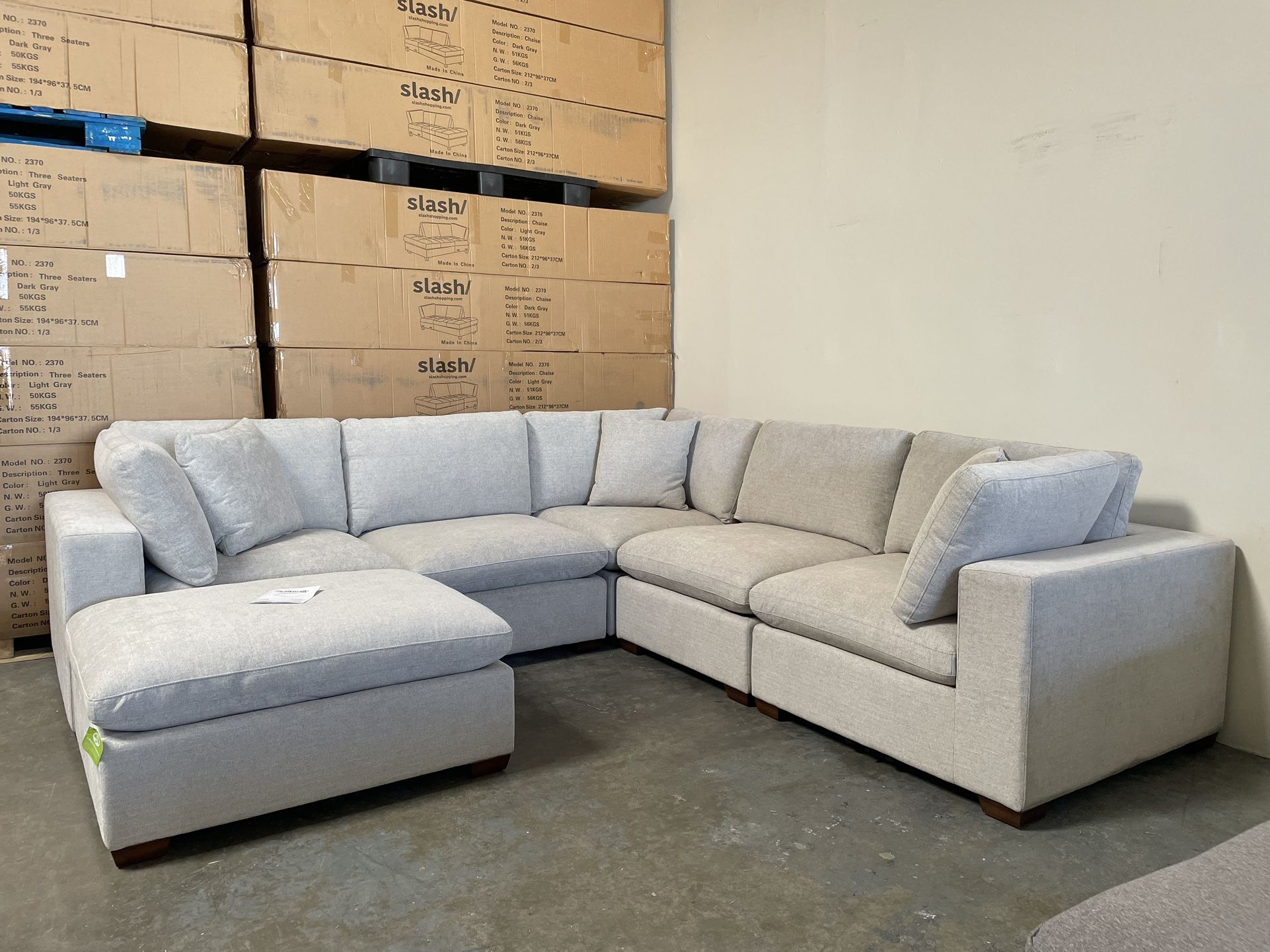 🏷WAREHOUSE CLEARANCE | Thomasville Lowell 6-piece Fabric Modular Sectional Sofa, Light Gray