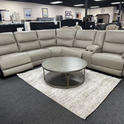 Power Recliner Sectional. 🚚WE DELIVER🚚