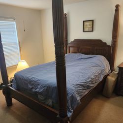Bedroom Set (Queen Size)