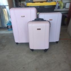 Jessica Simpson 3 Piece Luggage Set