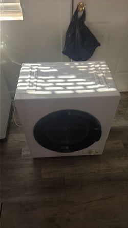 Compact Portable Clothes Dryer