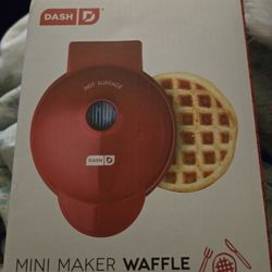 Mini Waffle Maker DASH