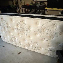 Double Pillow Top Twin Mattress